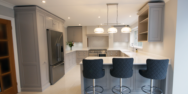 Our stunning classic in frame shaker kitchen finished in Farrow & Ball Dove Tale.