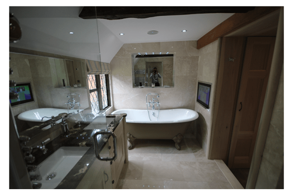 Classic & Traditional Master En-Suite