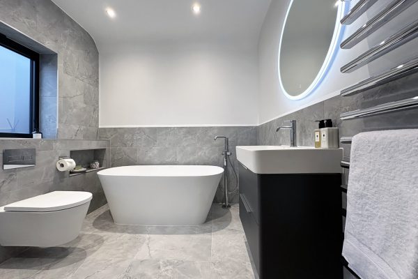 Marvel Grey Cloud family bathroom with freestanding bath and walk in shower (11)